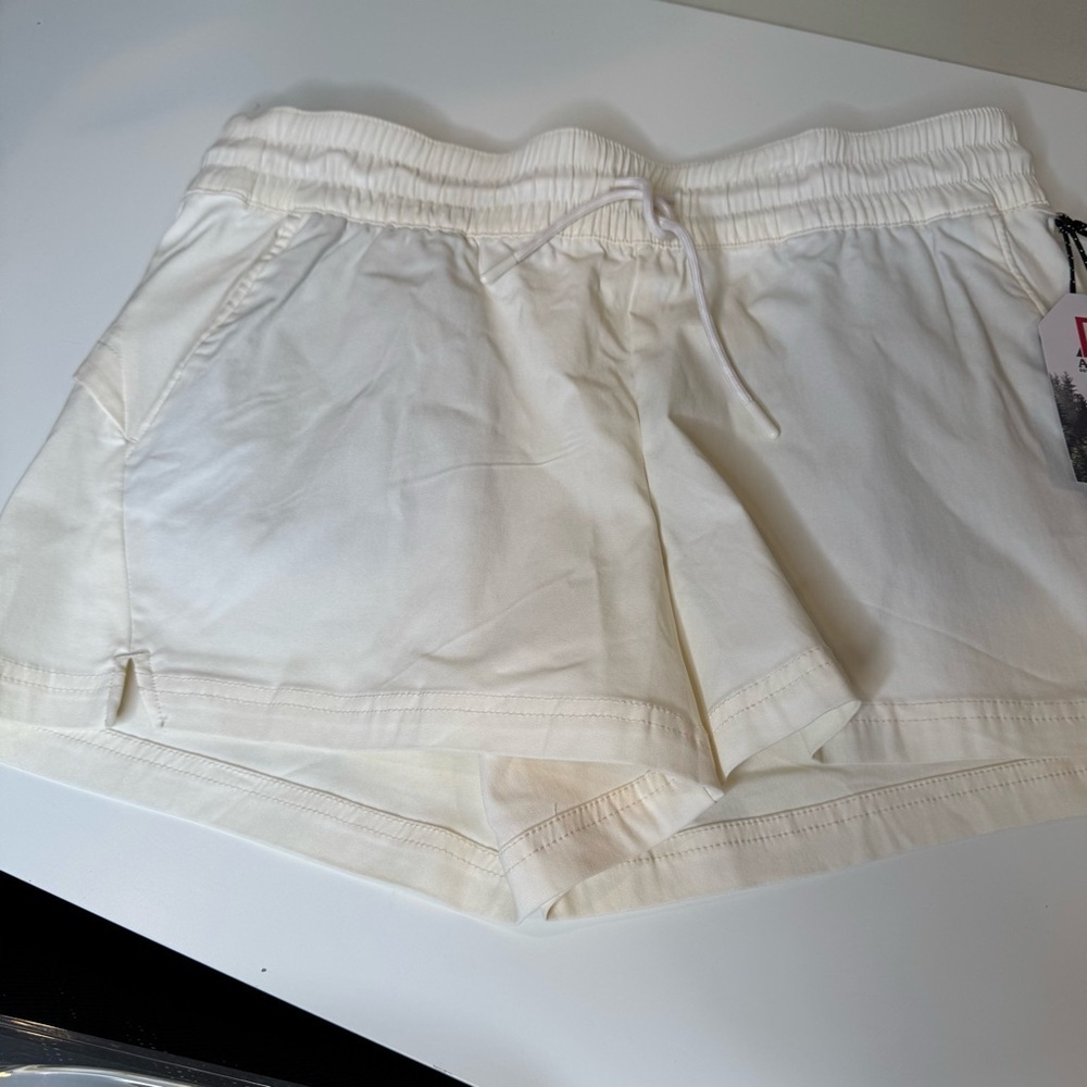 Avalanche High Waisted Reflective Shorts Size L Beige Relaxed Fit Pull On Nylon